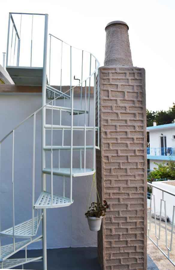 Dolihis Gi, Poseidon Villa Jaliszkári Kültér fotó